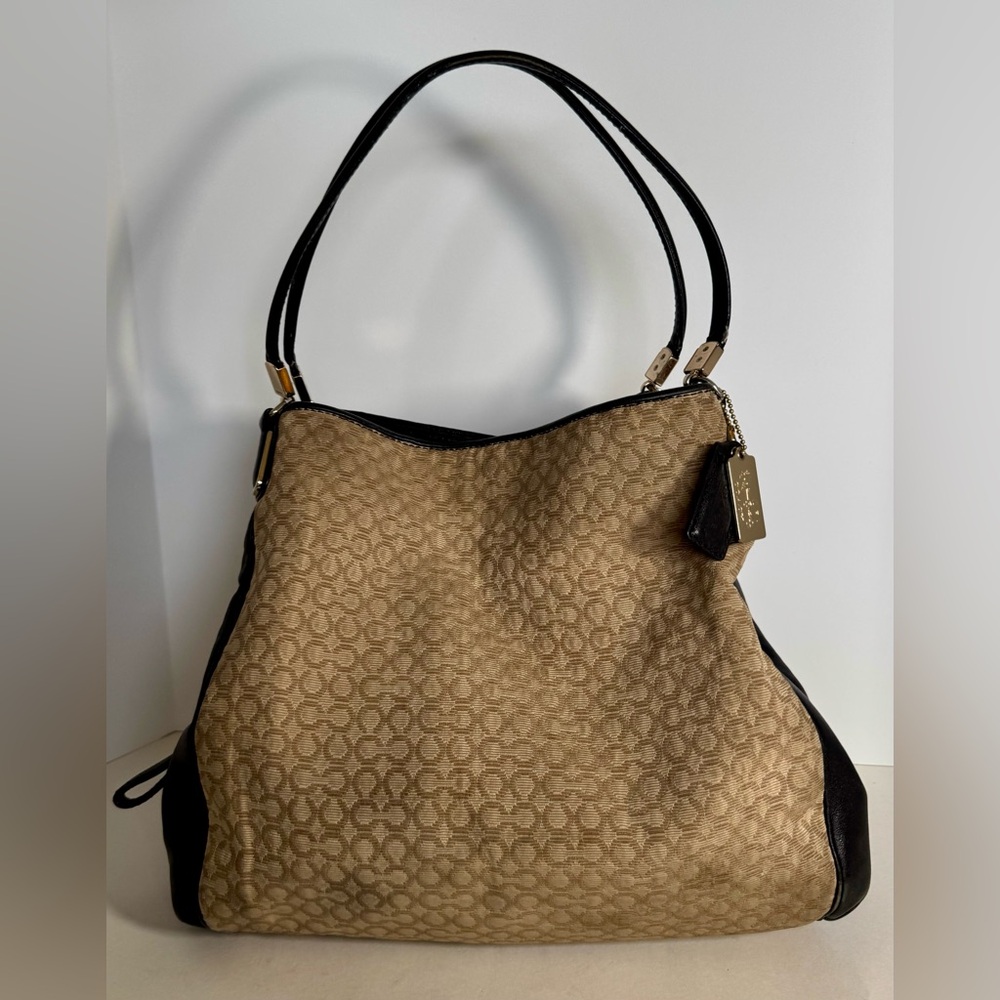 Coach Madison Phoebe Needlepoint Shoulder Bag Leather Purse Monogram